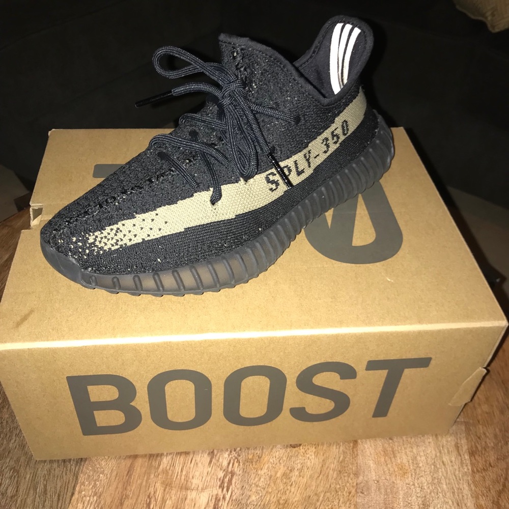 Yeezy Boost 350 V2